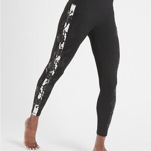 Black and White Floral Leggings - Athleta special edition - XS